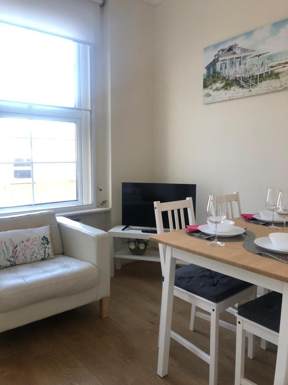 Bright And Cozy Entire Flat Near Euston Station And Ucl Hospital Apartamento Londres Exterior foto