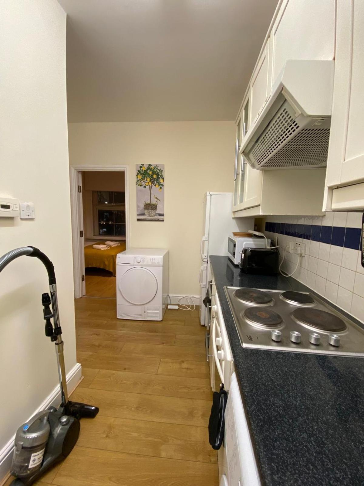 Bright And Cozy Entire Flat Near Euston Station And Ucl Hospital Apartamento Londres Exterior foto