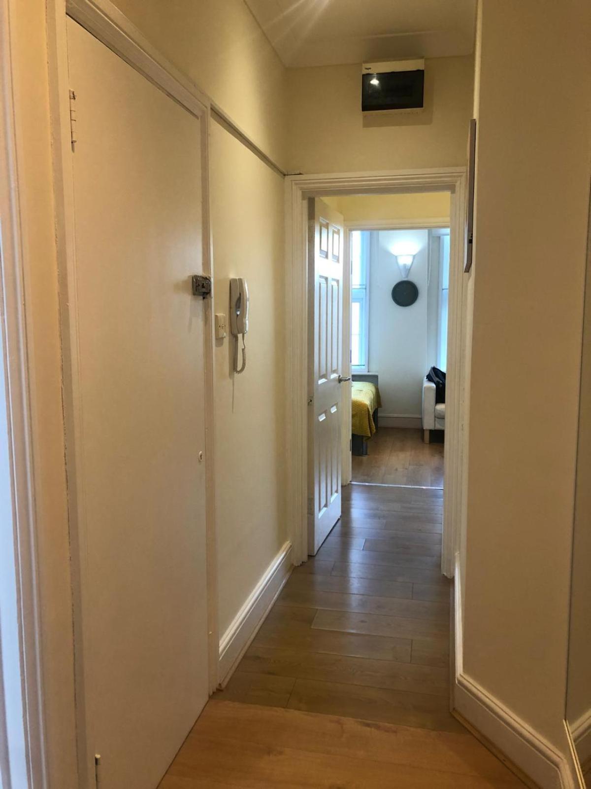 Bright And Cozy Entire Flat Near Euston Station And Ucl Hospital Apartamento Londres Exterior foto